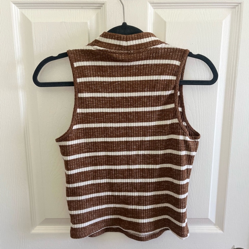 Mock Neck Ribbed Tank - Picture 2 of 4